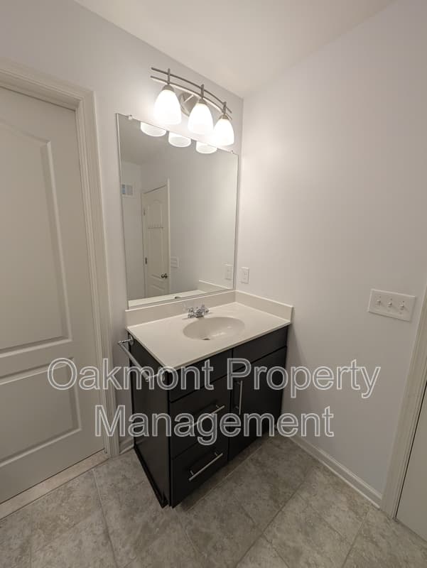 Fredericksburg House: 1322 Hudgins Farm Circle