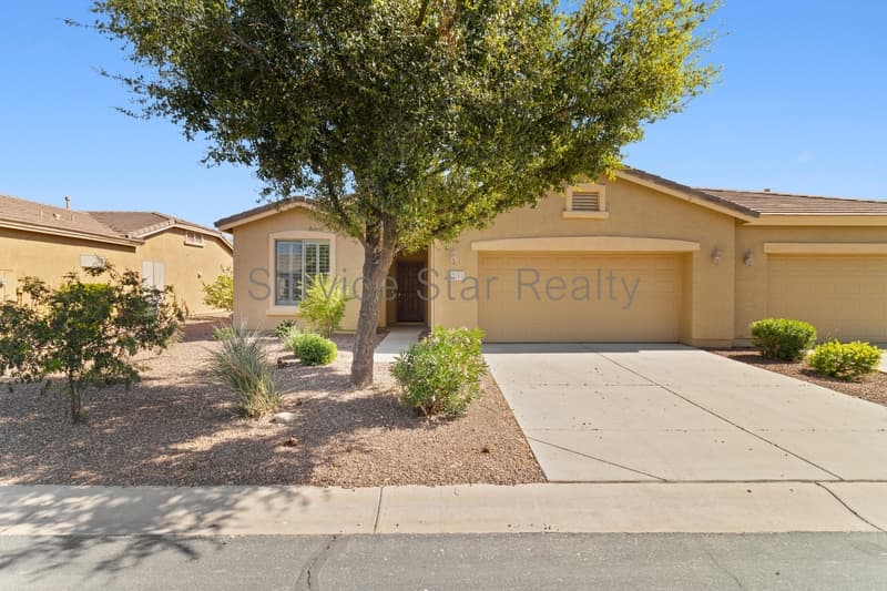 Maricopa House: 42181 W Basie Ln