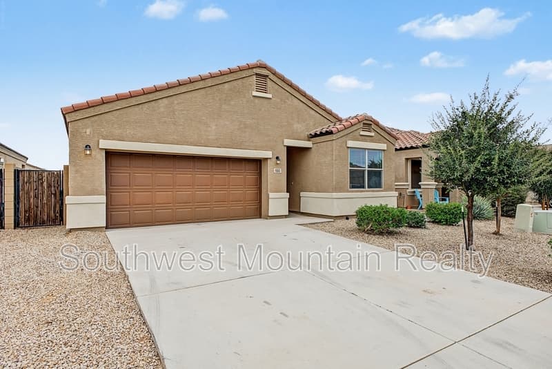 Florence House: 11553 E Sunflower Ln