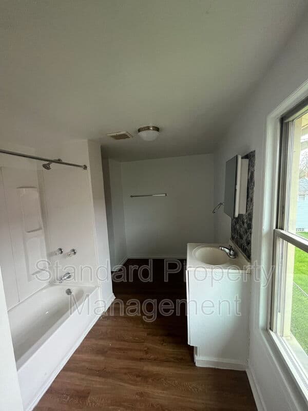 Rochester Condo: 410 Scio St