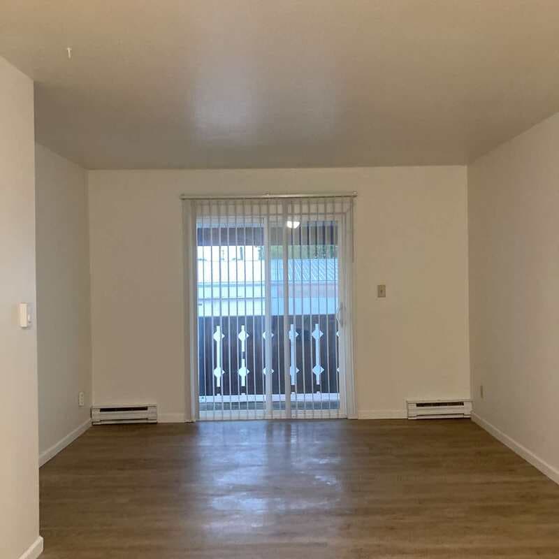 Two Rivers Condo: 1818 School Street - g