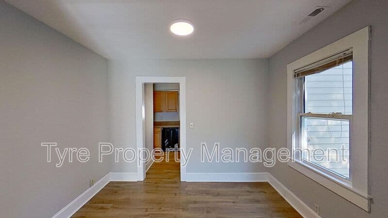 Greenville House: 109 N Eastern Street