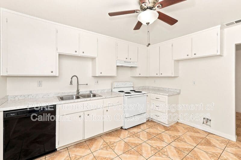 Antioch House: 2121 Banyan Way