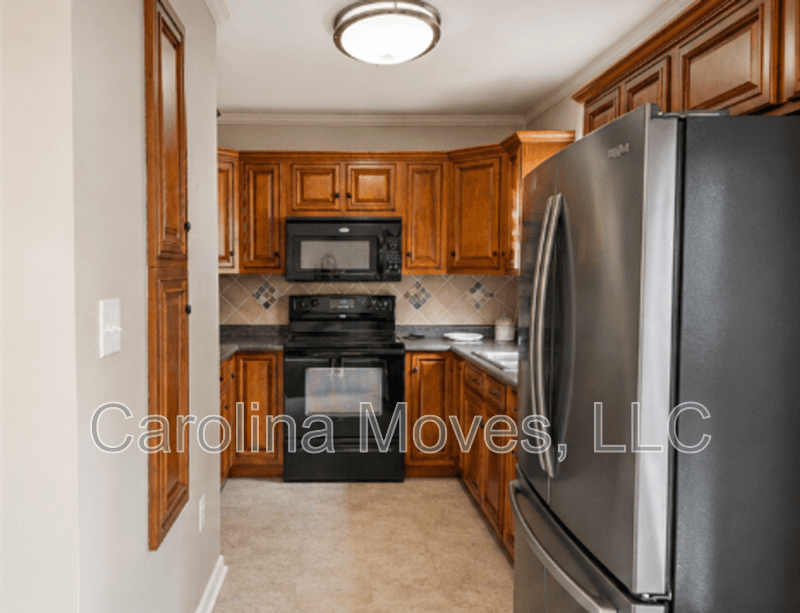 Greenville Condo: 10 Poinsett Avenue