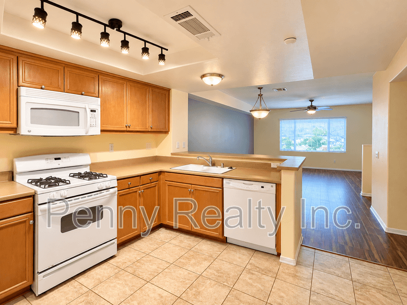 San Diego House: 4820 Charles Lewis Way