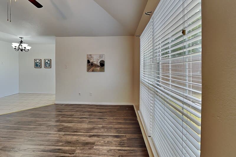 Duncanville House: 905 Fairbanks Cir