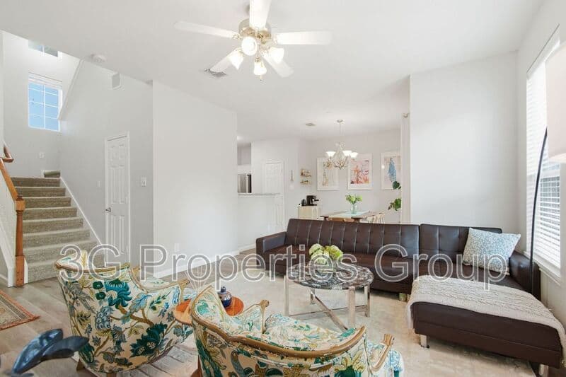 Lewisville House: 2925 St. Andrews Drive