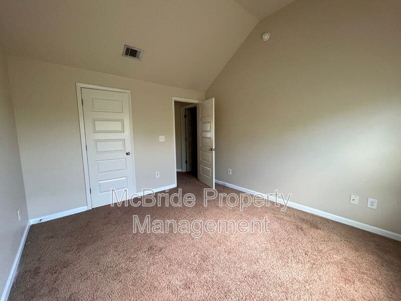 Augusta House: 5334 Bull Street