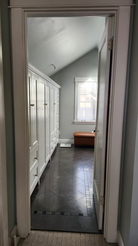 Seattle House: 1210 25th Ave E