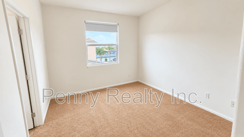San Diego Townhome: 3011 Pacific Palm Way