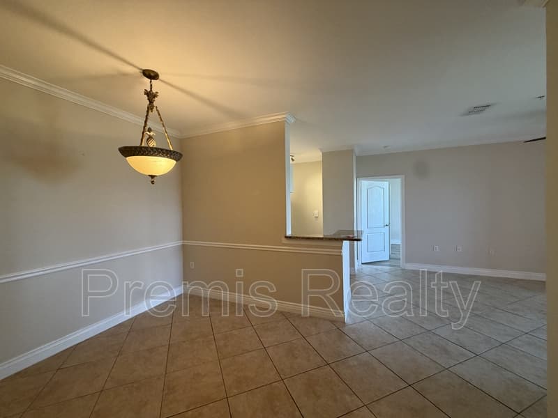 Clearwater Condo: 2747 Via Capri