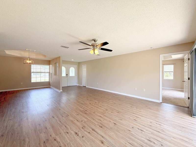 Weeki Wachee House: 10300 Noddy Tern Road
