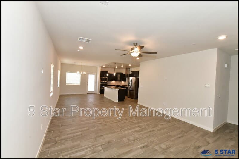 El Paso House: 12700 Polo Norte Dr !!