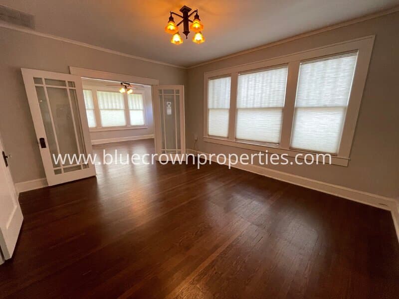 Dallas House: 5521 Richmond Ave
