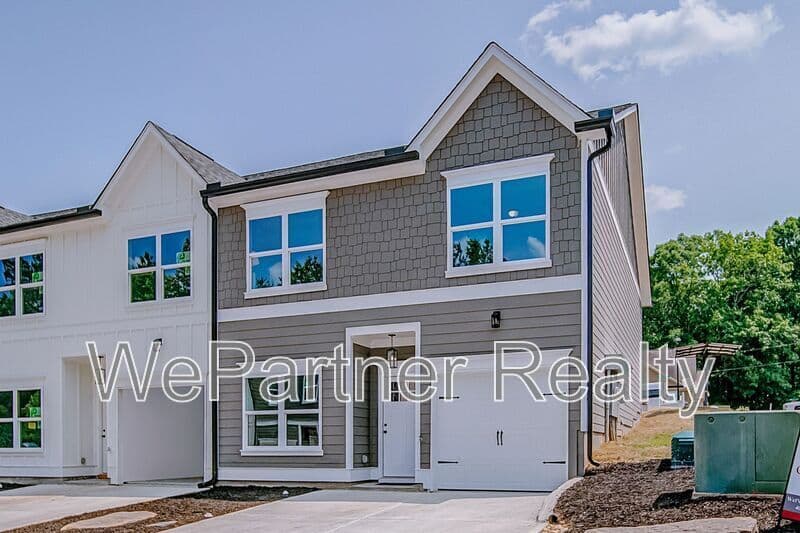 Jasper Townhome: 21 Flint Dr.