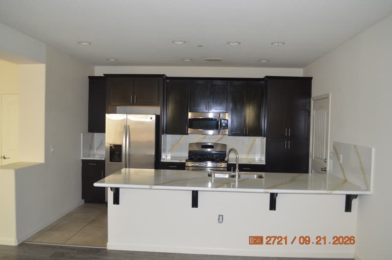 Tracy House: 289 North Orinda Street