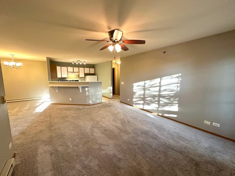 Richmond Condo: 350 Cunat Blvd