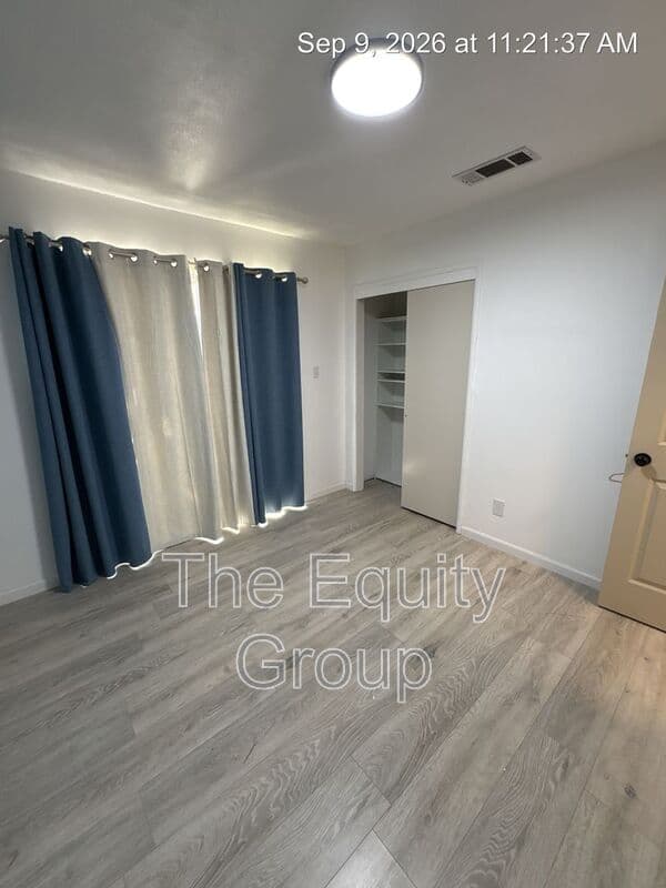 Hanford House: 1105 Freddie Circle