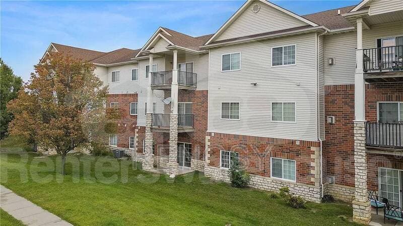 West Des Moines House: 6255 Beechtree Dr