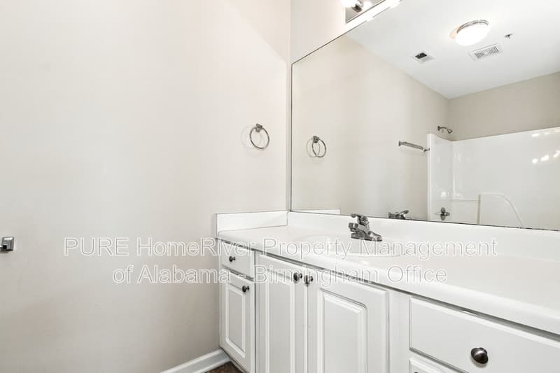 Alabaster House: 206 Park Village Circle