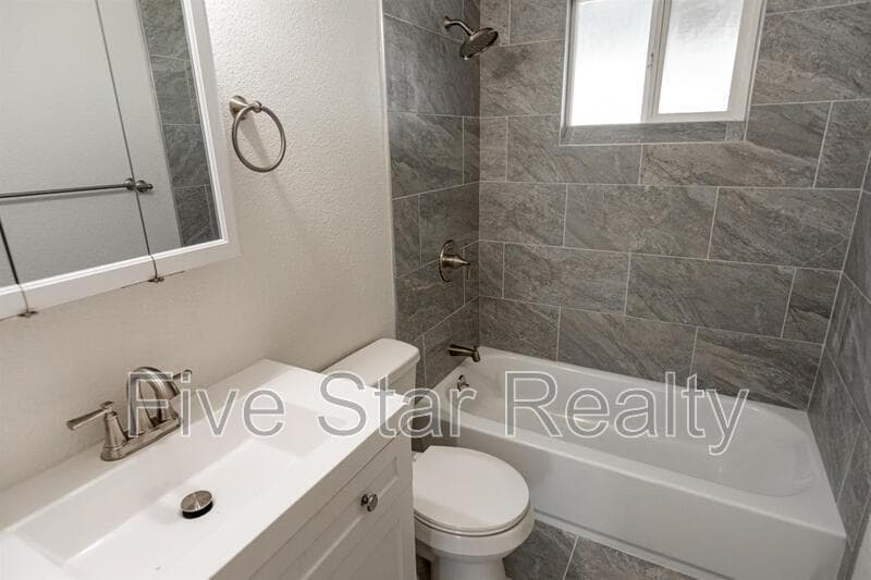 MARYSVILLE House: 1734 HARRIS STREET