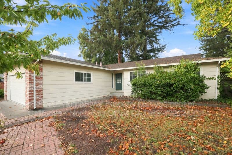 Santa Rosa House: 5112 Gold Lake Drive