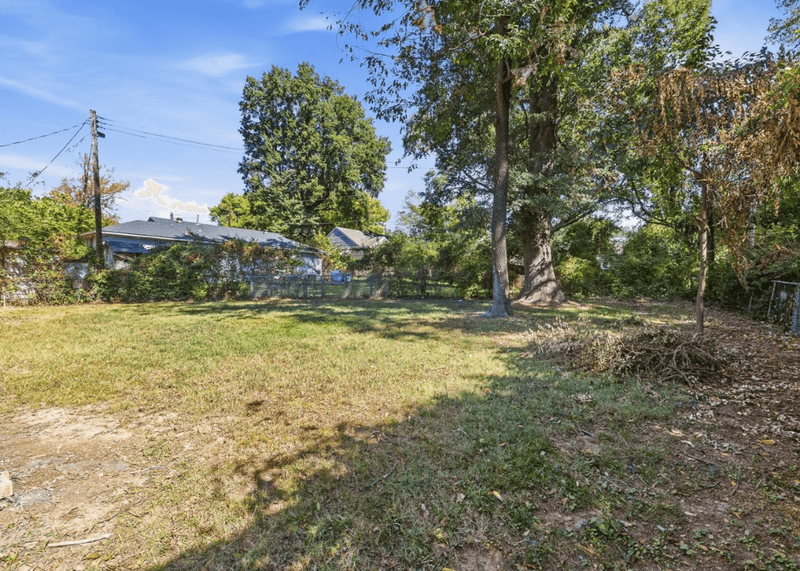 Memphis House: 3230 Riney St