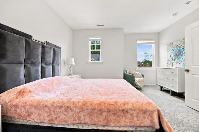 Raleigh House: 7701 Litcham Drive