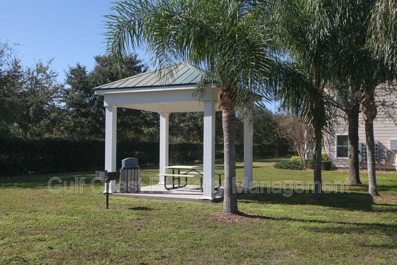 Bradenton Condo: 4802 51st St West