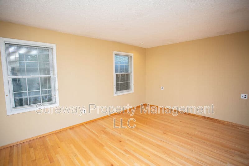 Cherry Hill Condo: 201 Society Hill