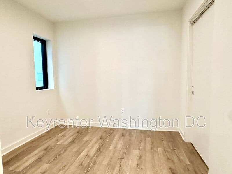 Washington Condo: 1460 Belmont St