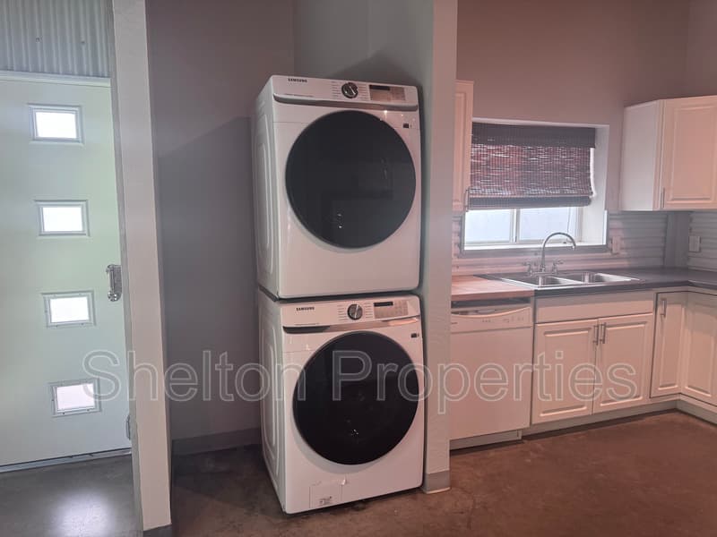 Phoenix Condo: 2121 W Hayward Ave Unit 4