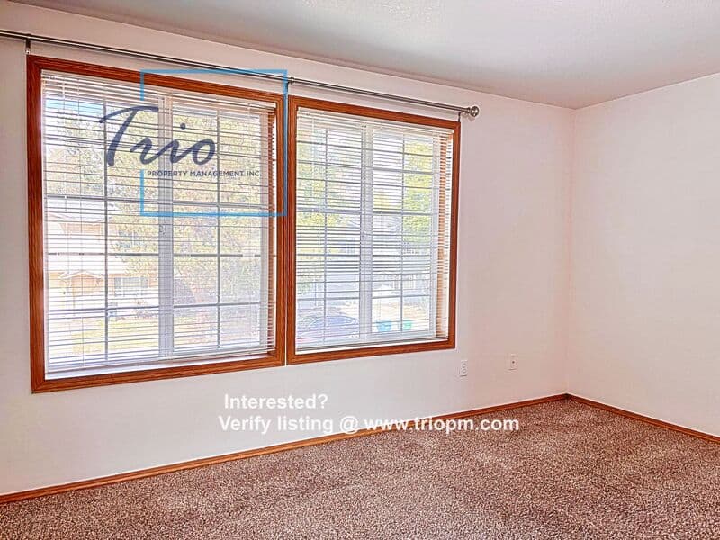 Eugene Condo: 112 Lea Avenue
