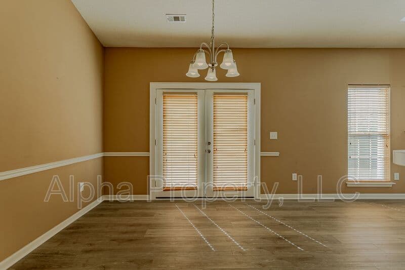 Greer House: 126 Cotter Lane