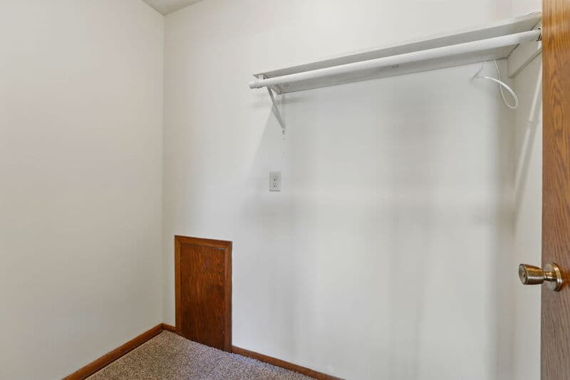 Hamburg Condo: 450 Brad Street