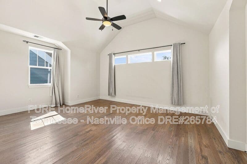 Nashville House: 2012 Rosemary LN