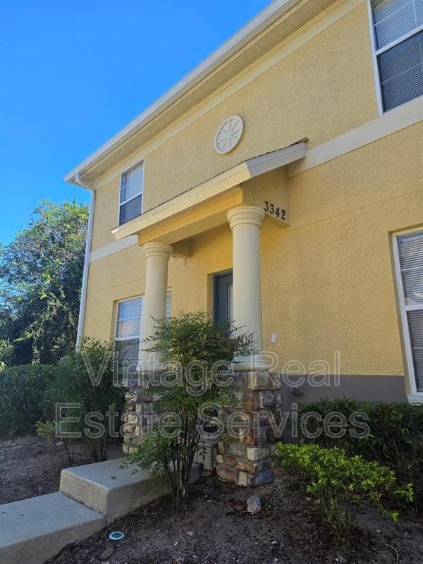 Valrico House: 3342 Spy Tower Ct