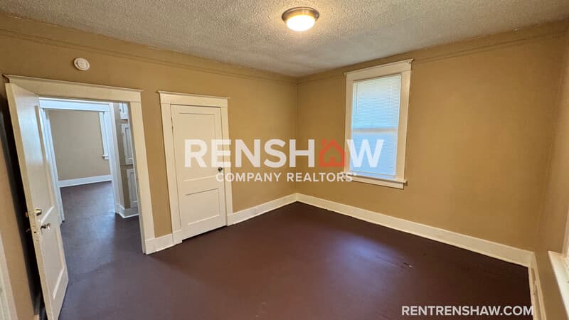 Memphis House: 751 E Davant Ave
