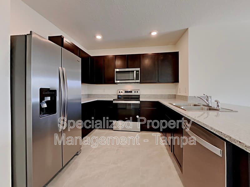 Wesley Chapel House: 31260 Penny Surf Loop