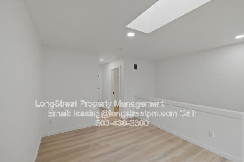 Philomath Condo: 826 S 19th St