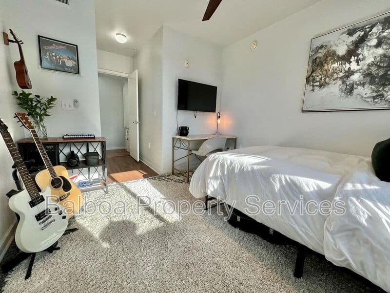 Phoenix Townhome: 3633 N 3rd Ave