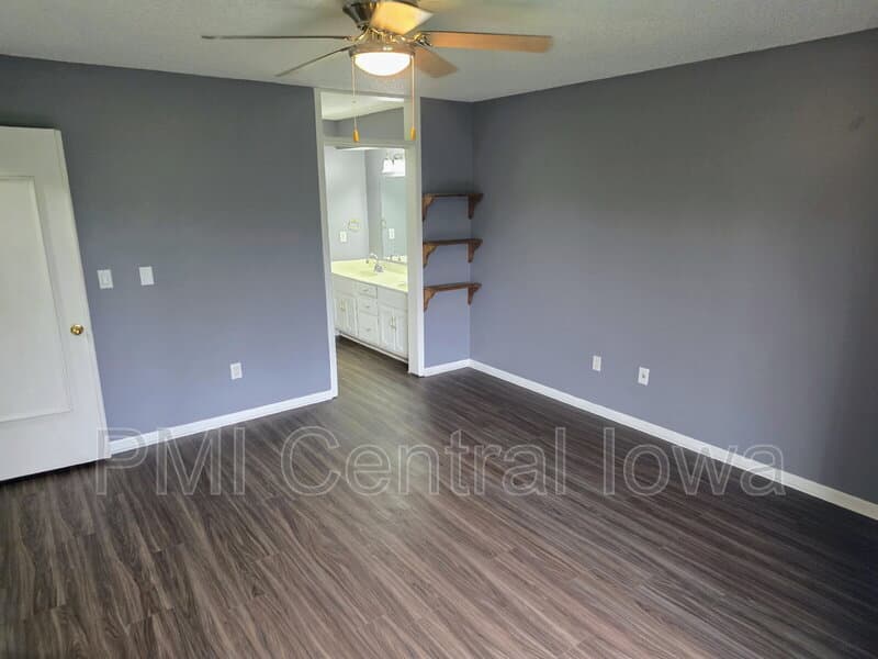 West Des Moines Condo: 1100 50th Street