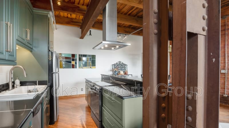 Detroit Condo: 6533 East Jefferson Avenue - 224