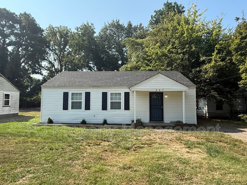 Memphis House: 307 W Peebles Rd