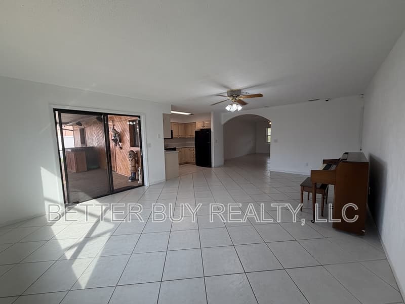 Flagler Beach House: 337 North 10th Street