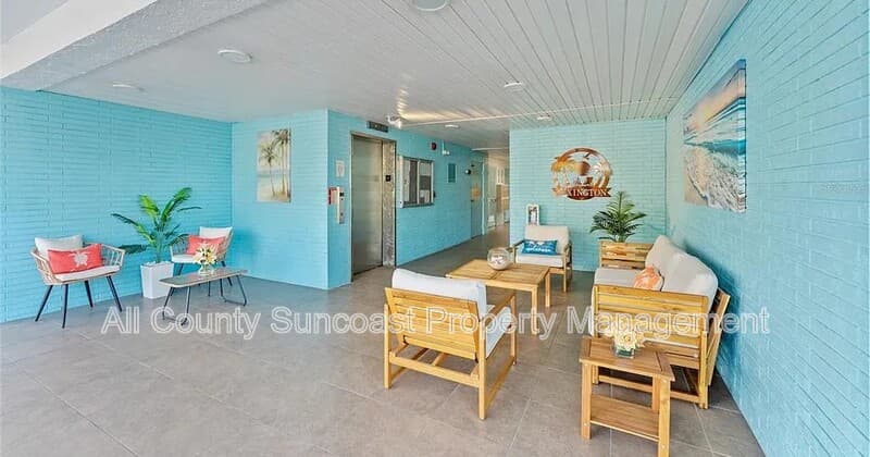 St.Petersburg Condo: 5970 80th St N #407