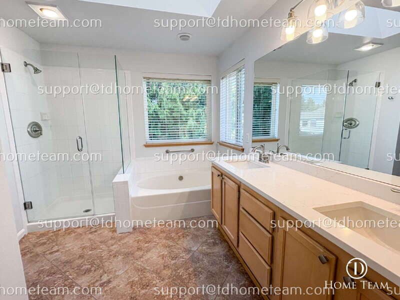 Kent House: 12815 SE 223rd Pl