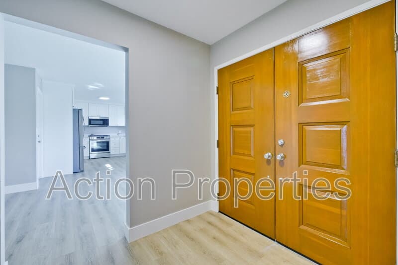 Mountain View House: 86 Dalma Drive