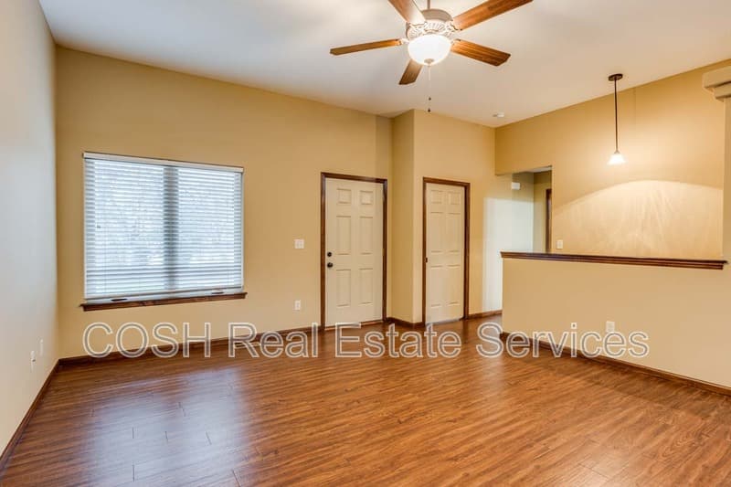 Colwich Condo: 406 North Colorado Avenue - F