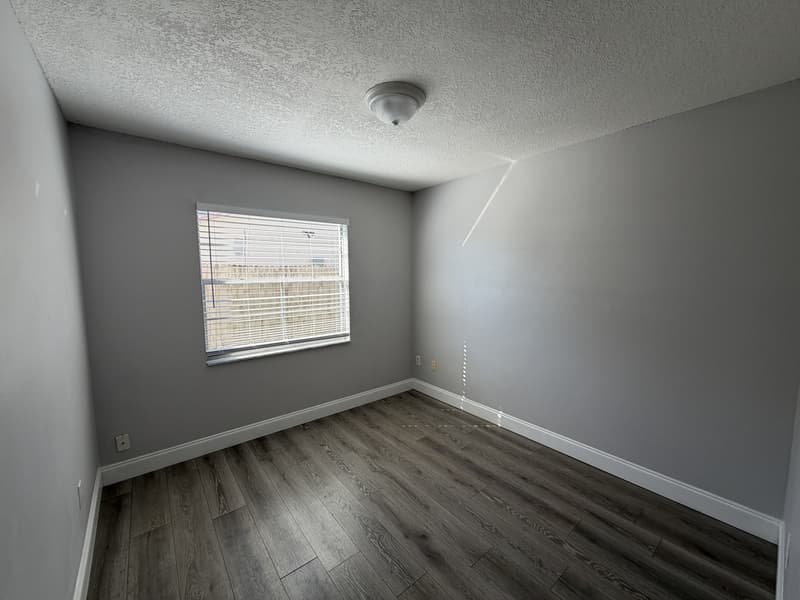 Orlando House: 1313 Summer Breeze Road
